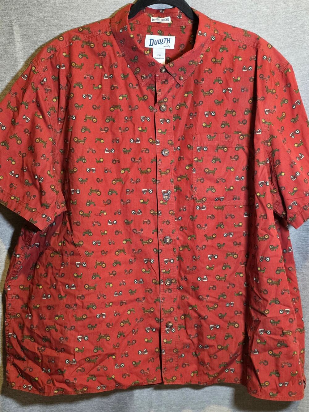 Duluth Trading Untucked Relaxed Fit Farm Allover Tractors Men’s Sz 2XL Shirt
